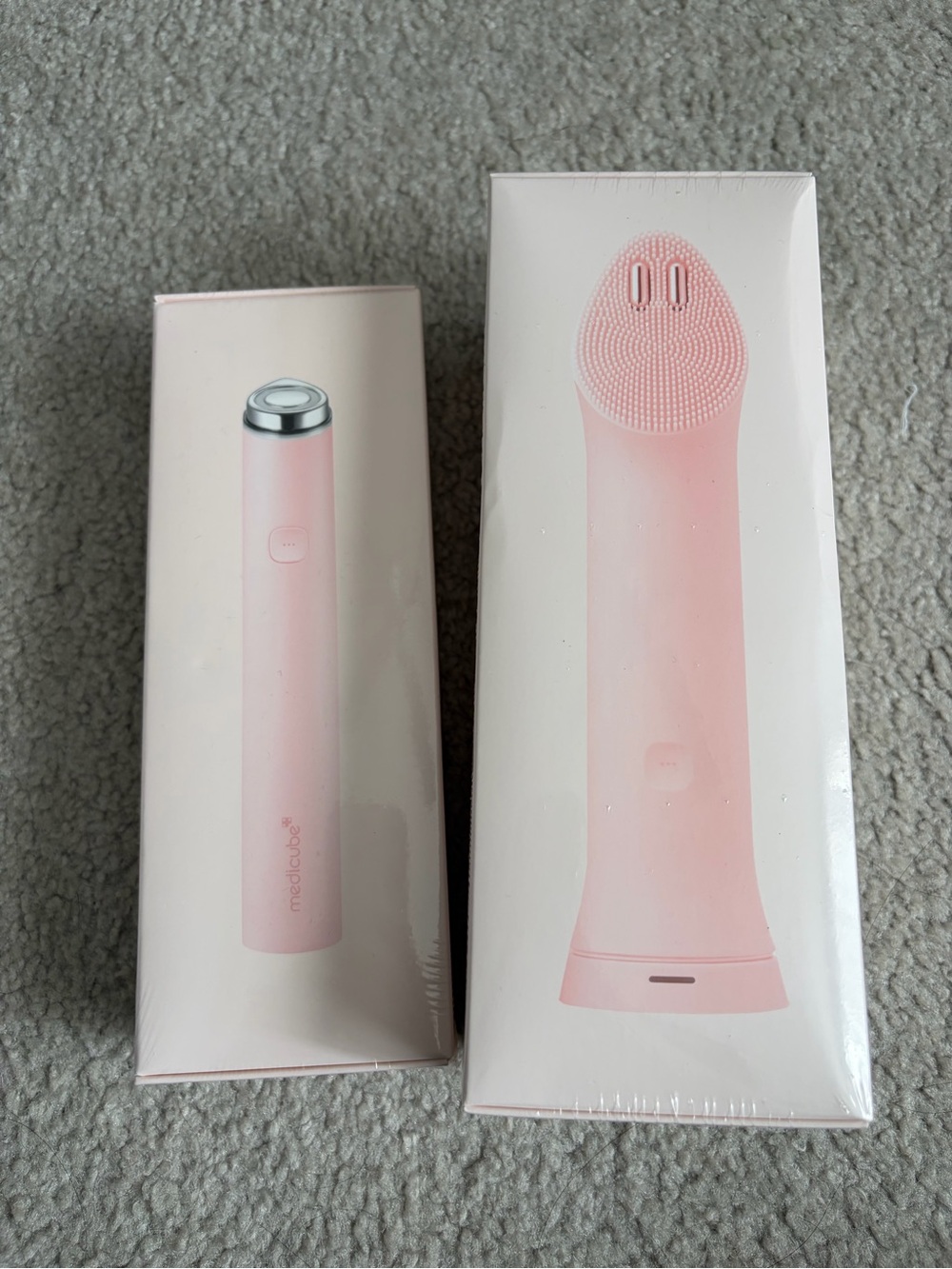 Medicube Pink Facial Cleansing Device Set